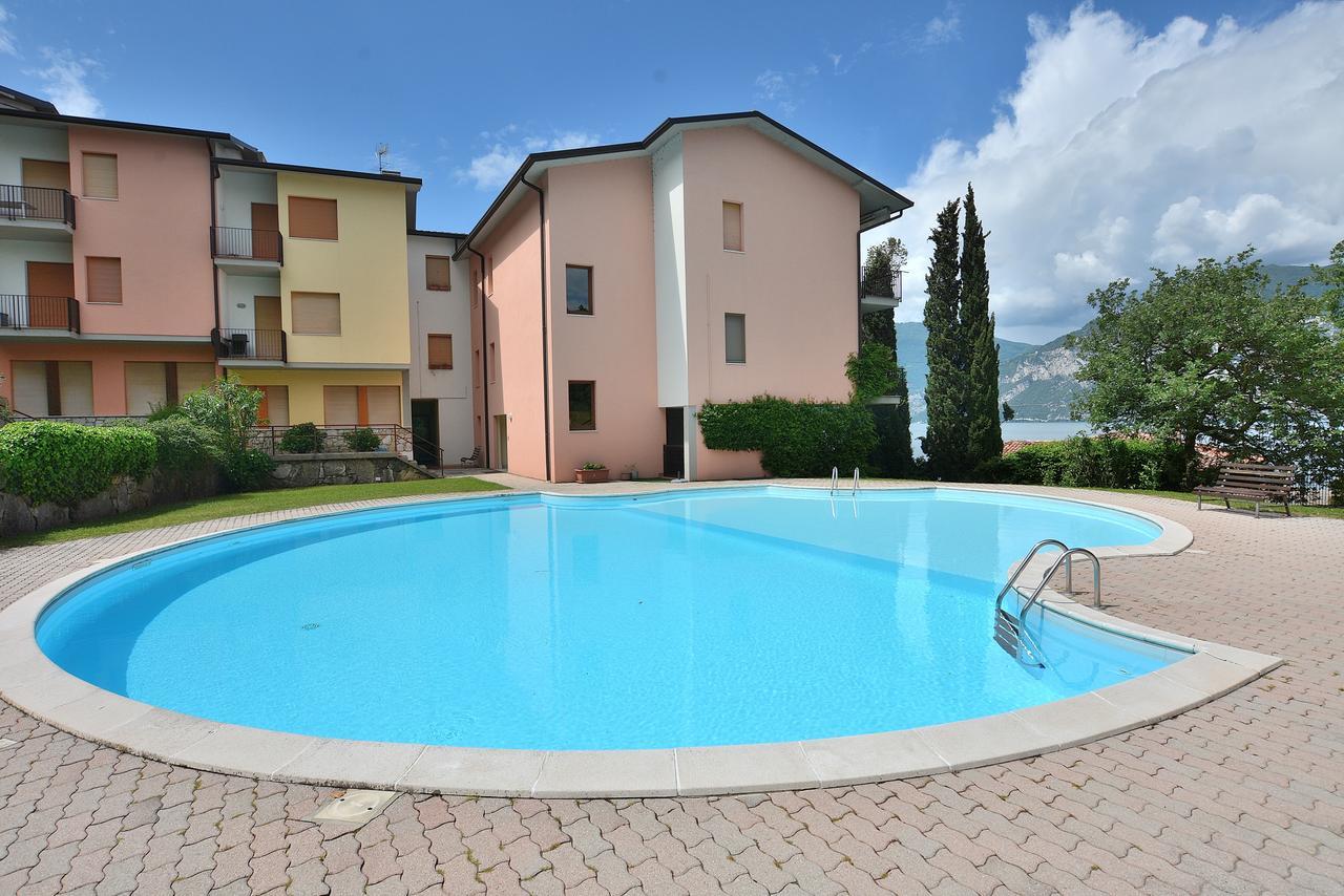 Residenza Candor With Pool Malcesine Exterior foto